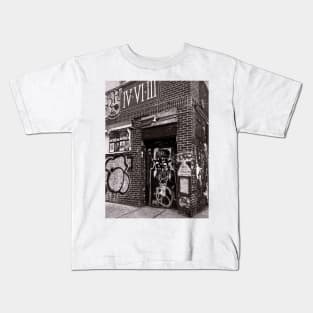 Hudson Square Graffiti Manhattan New York City Kids T-Shirt